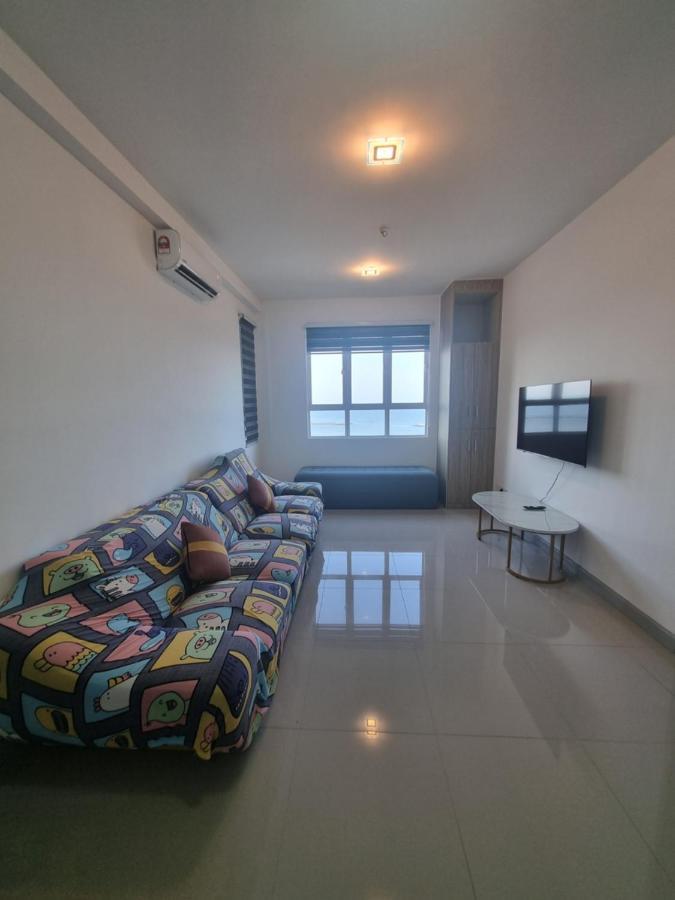 Seaside Haven Homestay Seaview Unit With Pool Opposite Ktcc & Mayang Mall - Pangsapuri Ladang Tanjung Kuala Terengganu Luaran gambar